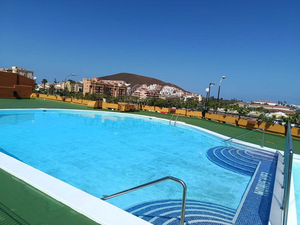Lejlighed i Playa De Los Cristianos, Tenerife - foto 1