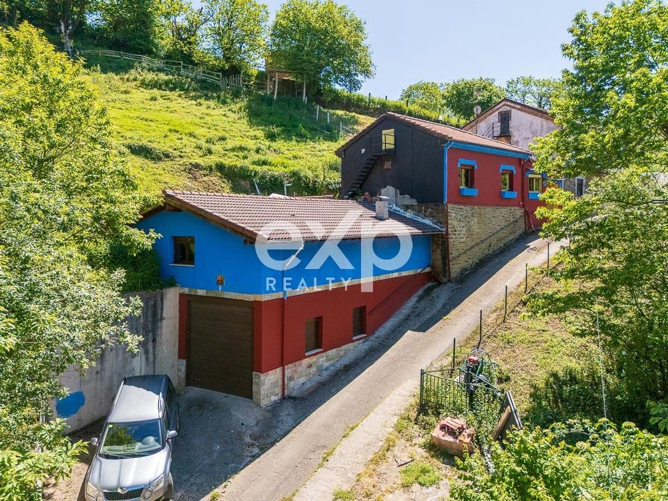 Villa in Mieres, Asturias - foto 1