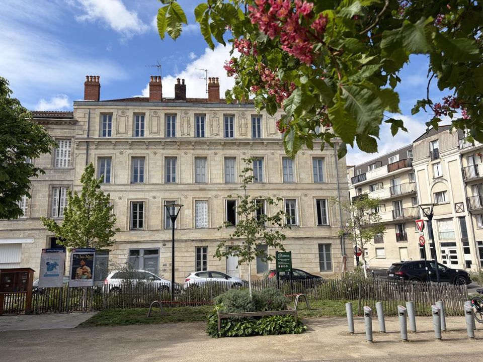 Lejlighed i Bordeaux, Gironde - foto 1