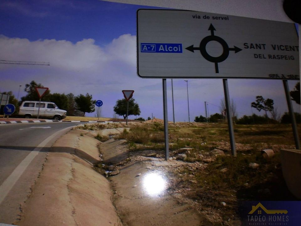 Helårsgrund i San Vicente Del Raspeig, Alicante - foto 1