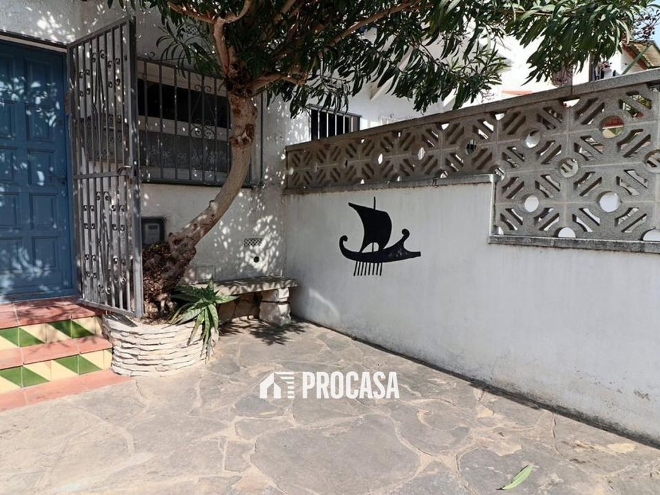 Villa i Empuriabrava, Gerona - foto 1