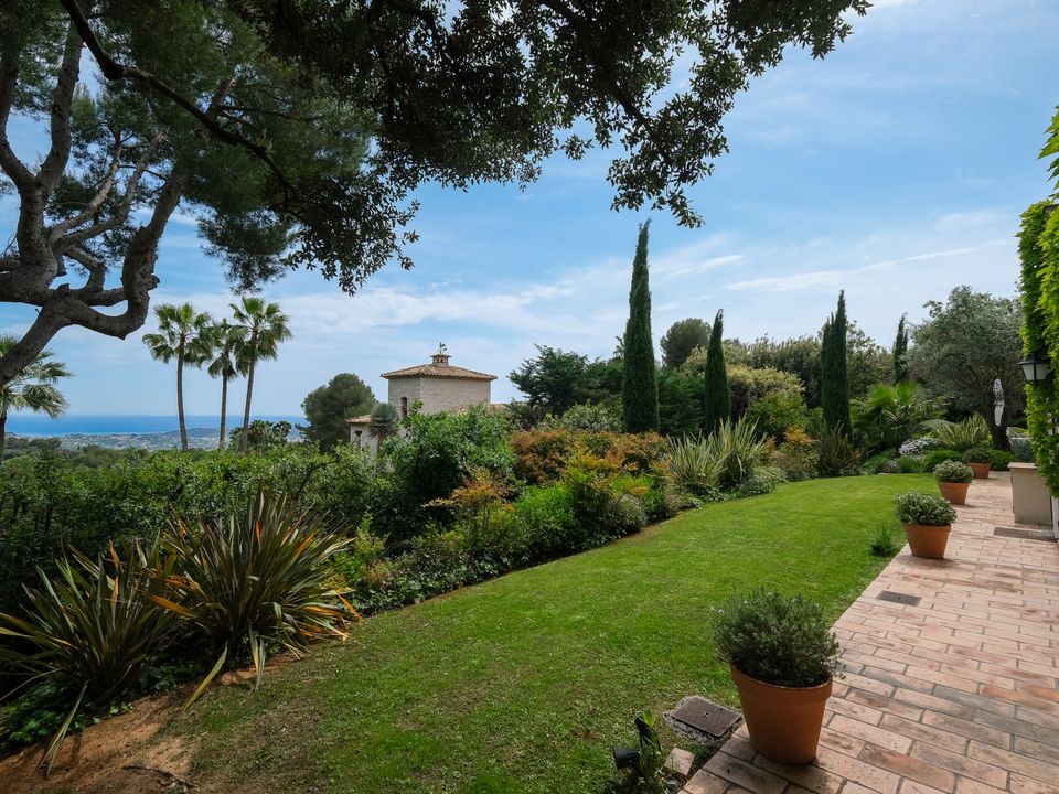 Villa i La Colle-sur-Loup, Alpes-Maritimes - foto 2