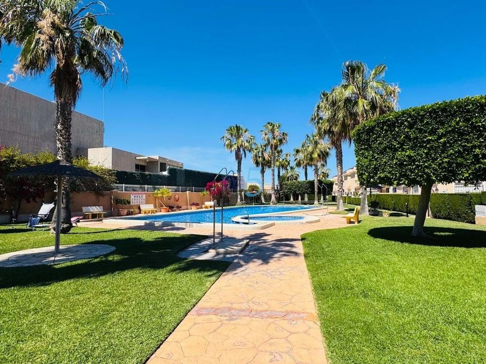 Byhus i La Zenia, Alicante - foto 2