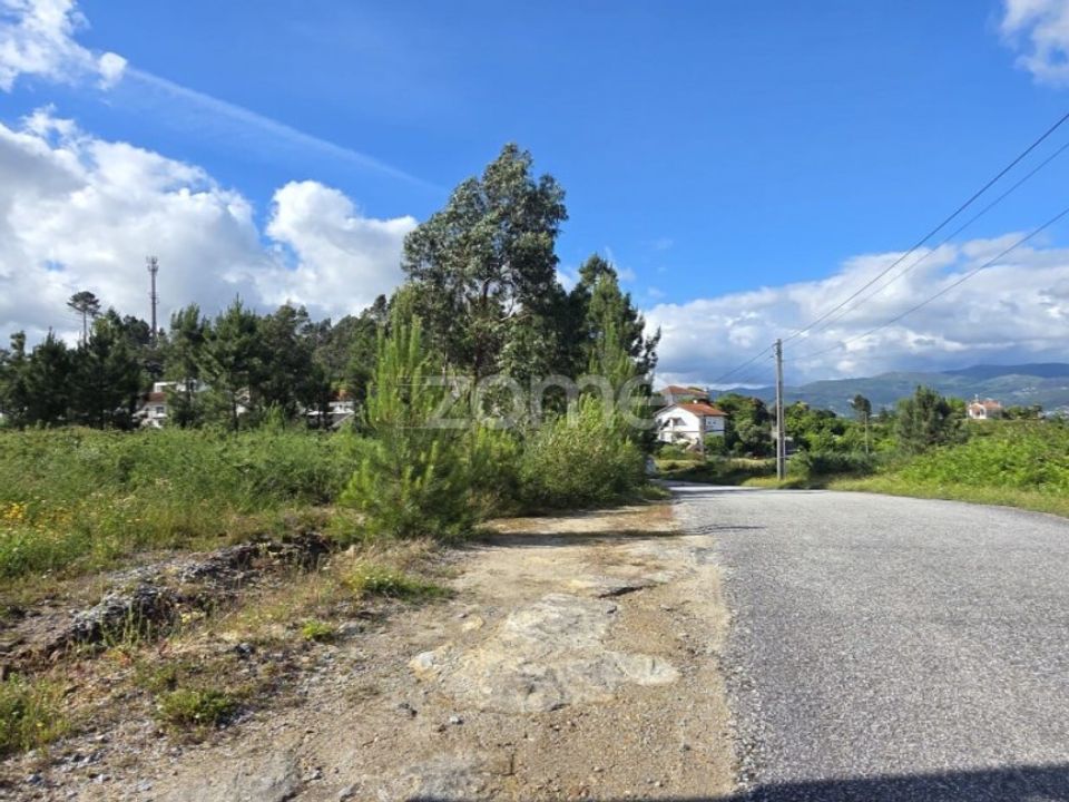 Helårsgrund i Fafe, Braga - foto 1