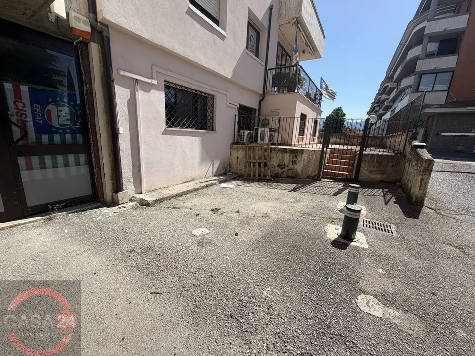 Erhvervsejendom i Sermoneta, Latina - foto 4