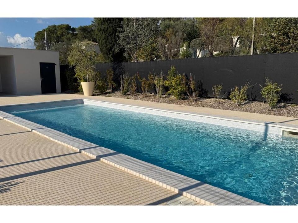 Villa i Ventabren, Bouches-du-Rhone - foto 1