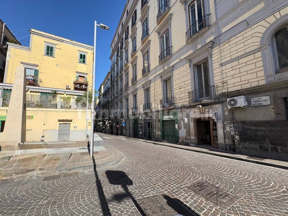 Erhvervsejendom i Naples, Naples - foto 1