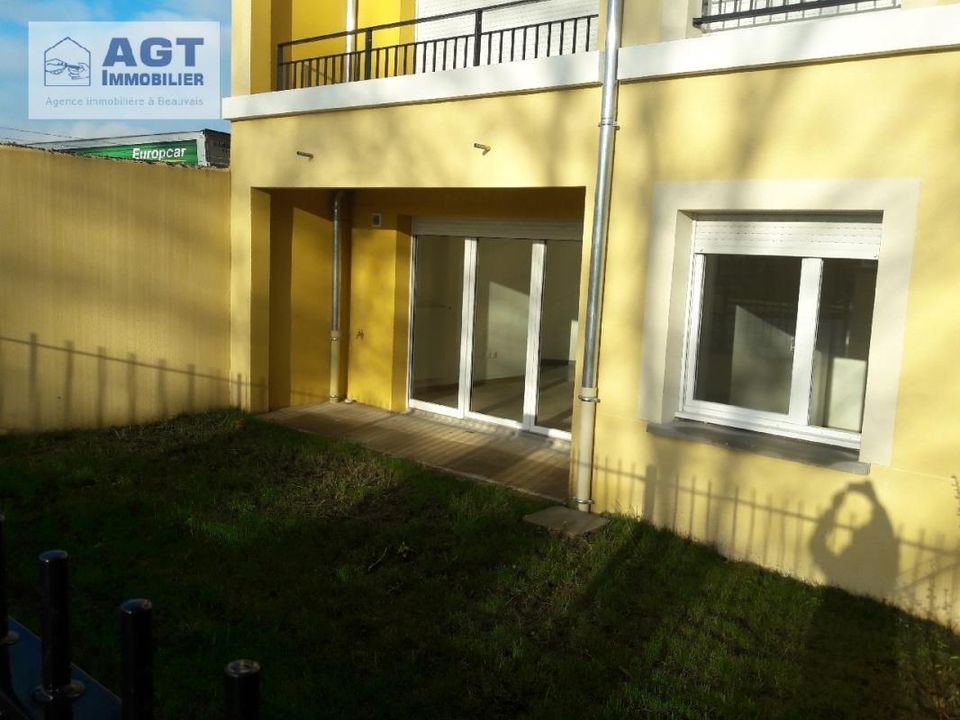Apartment in Beauvais, Oise - photo 1