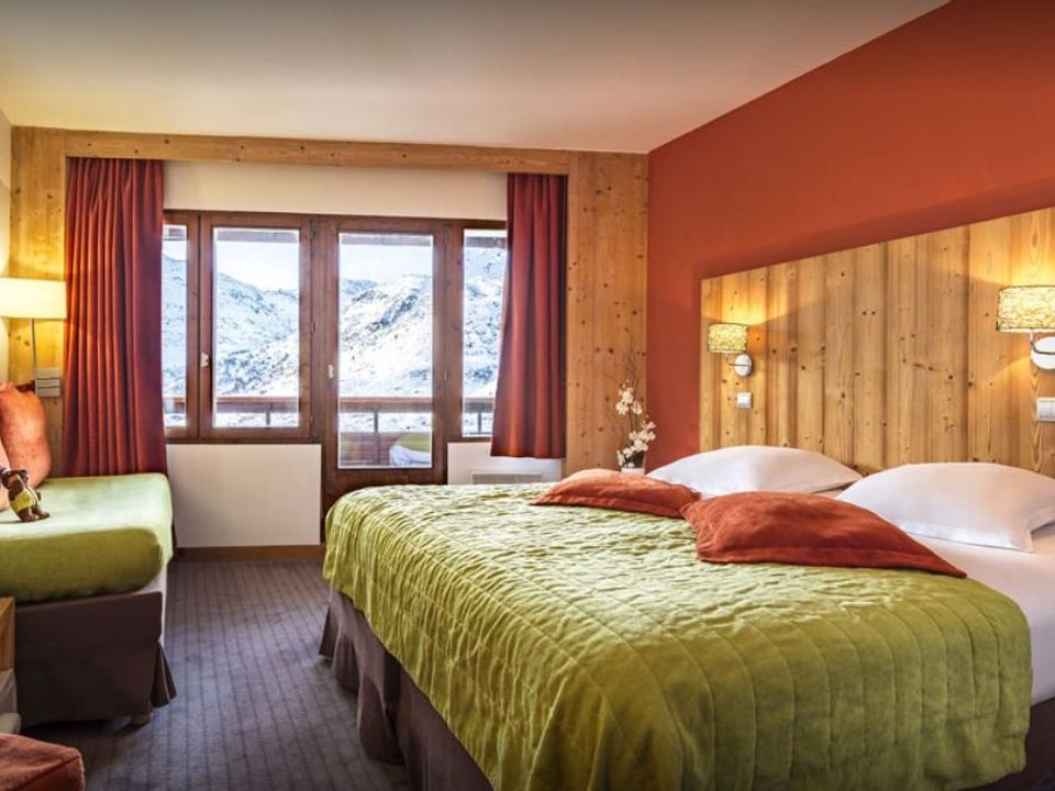 Erhvervsejendom i Les Menuires, Savoie - foto 2