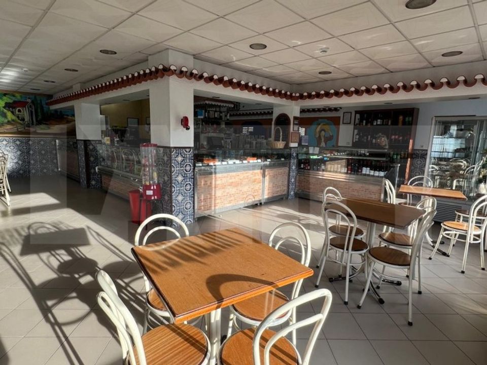 Erhvervsejendom i Brejos de Azeitao, Setubal - foto 1