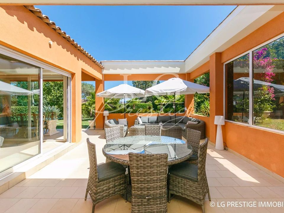 Villa i Mandelieu-la-Napoule, Alpes-Maritimes - foto 3