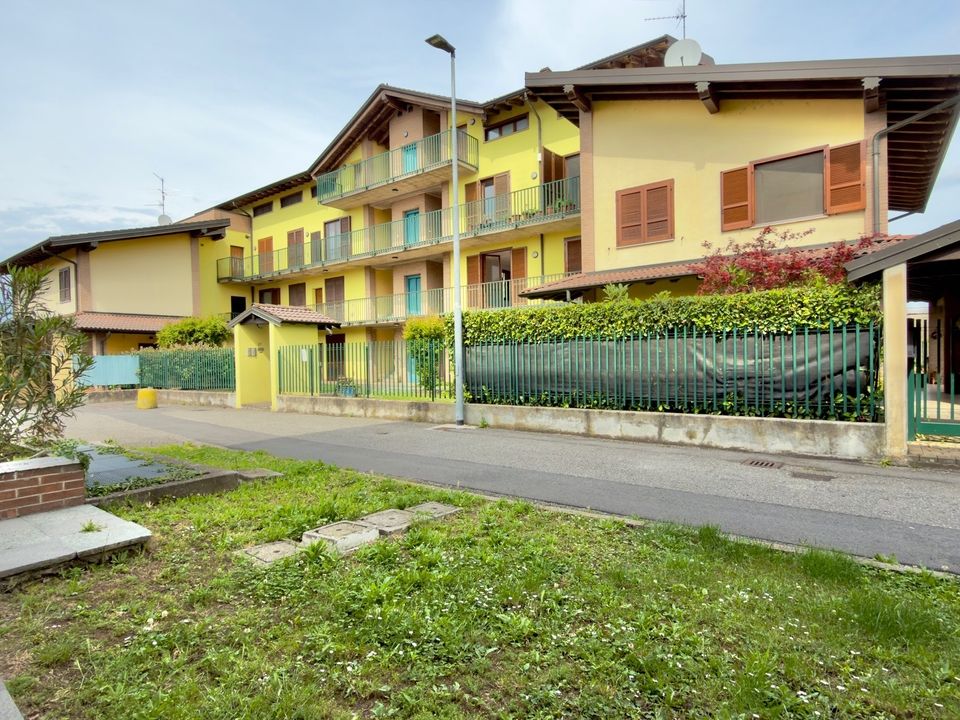 Lejlighed i Torre Pallavicina, Bergamo - foto 1