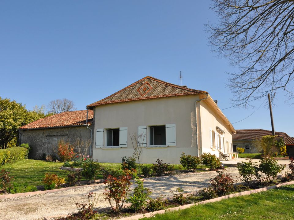 Villa i Aubeterre-sur-Dronne, Charente - foto 1