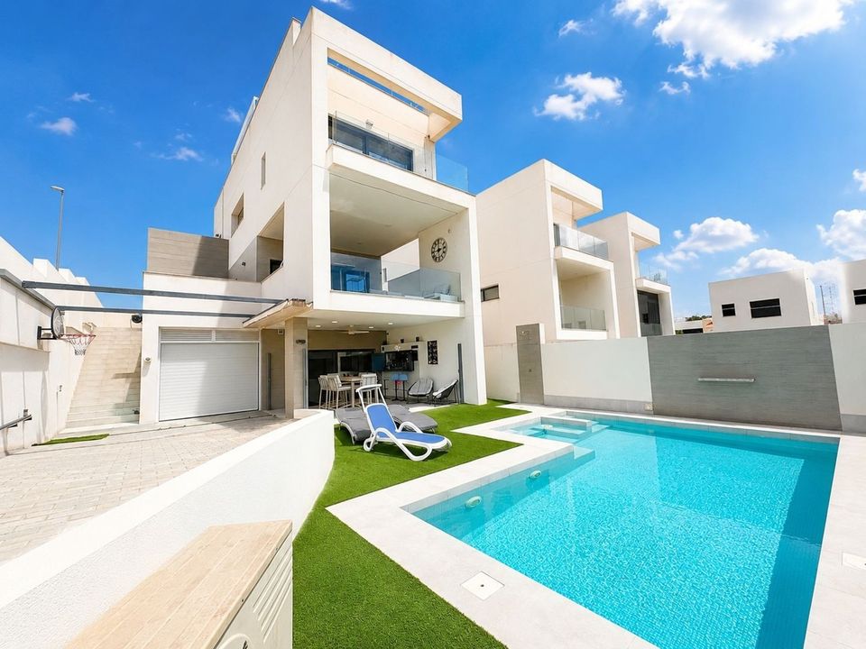 Villa i Benijofar, Alicante - foto 1