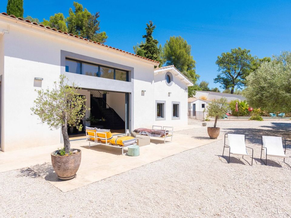 Villa i Aubagne en Provence, Bouches-du-Rhone - foto 4