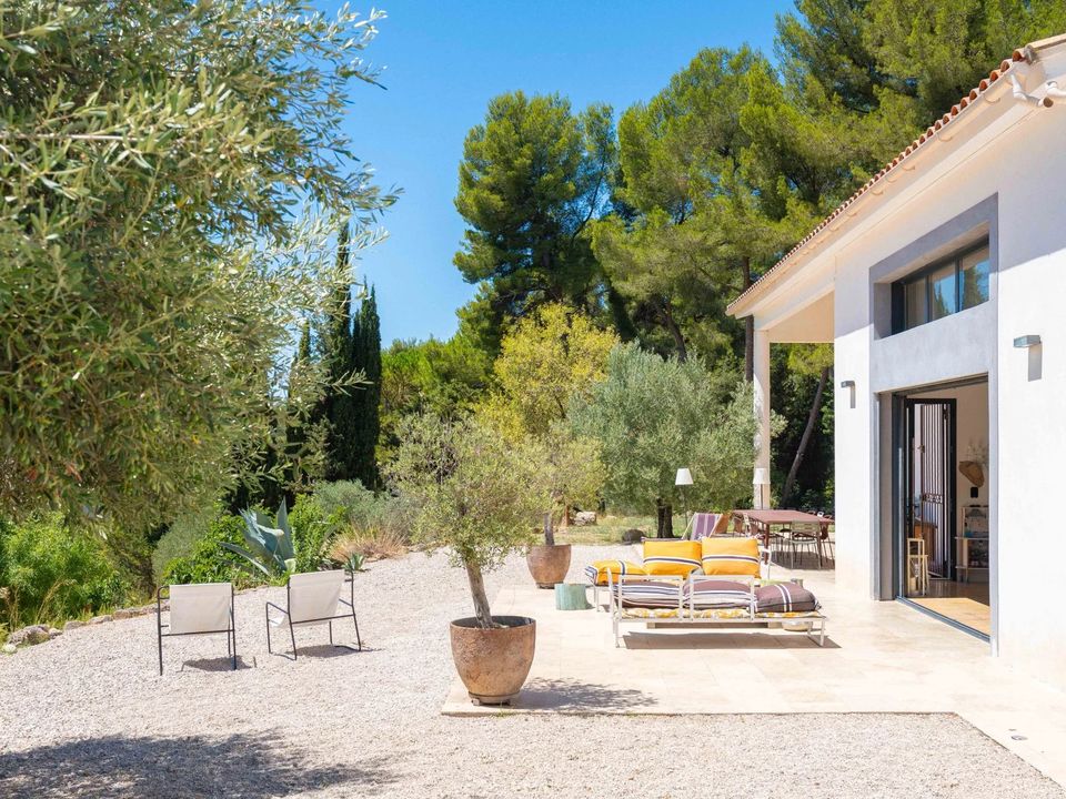 Villa i Aubagne en Provence, Bouches-du-Rhone - foto 5