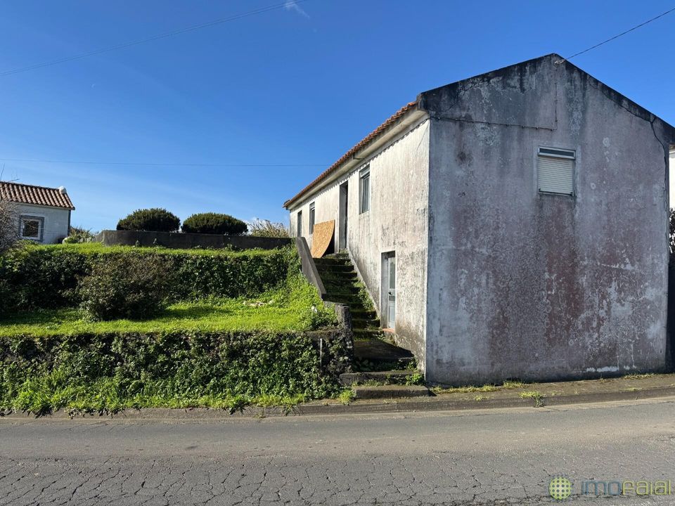 Byhus i Horta, Faial - foto 1