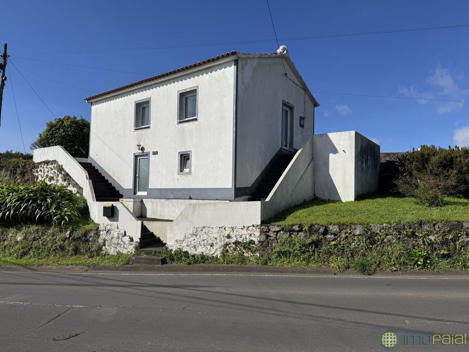 Byhus i Horta, Faial - foto 1