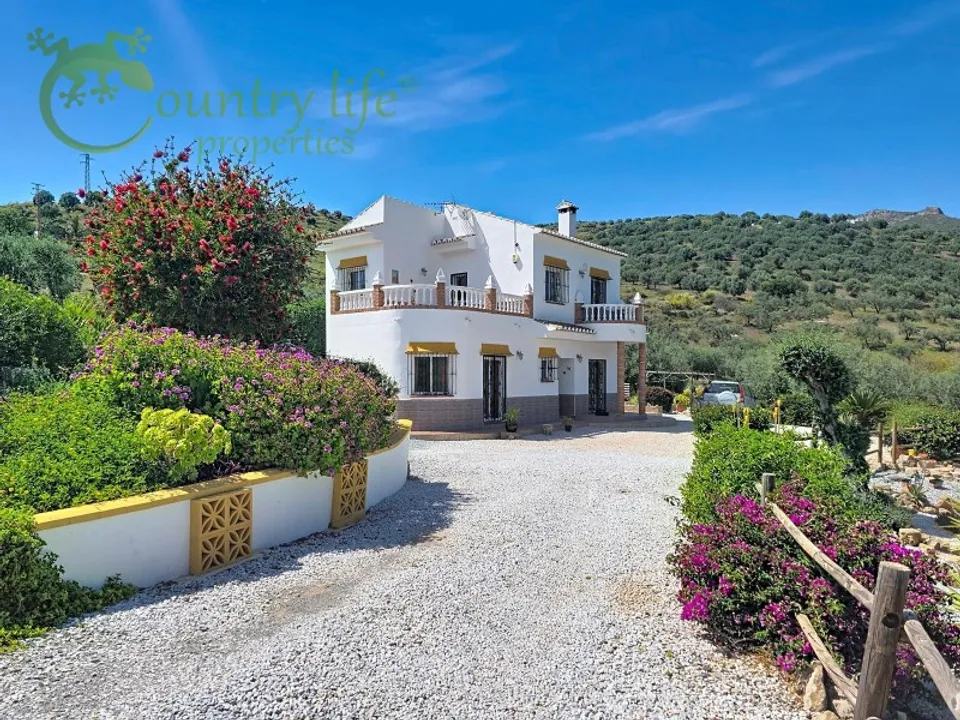 Villa i Alcaucin, Malaga - foto 1