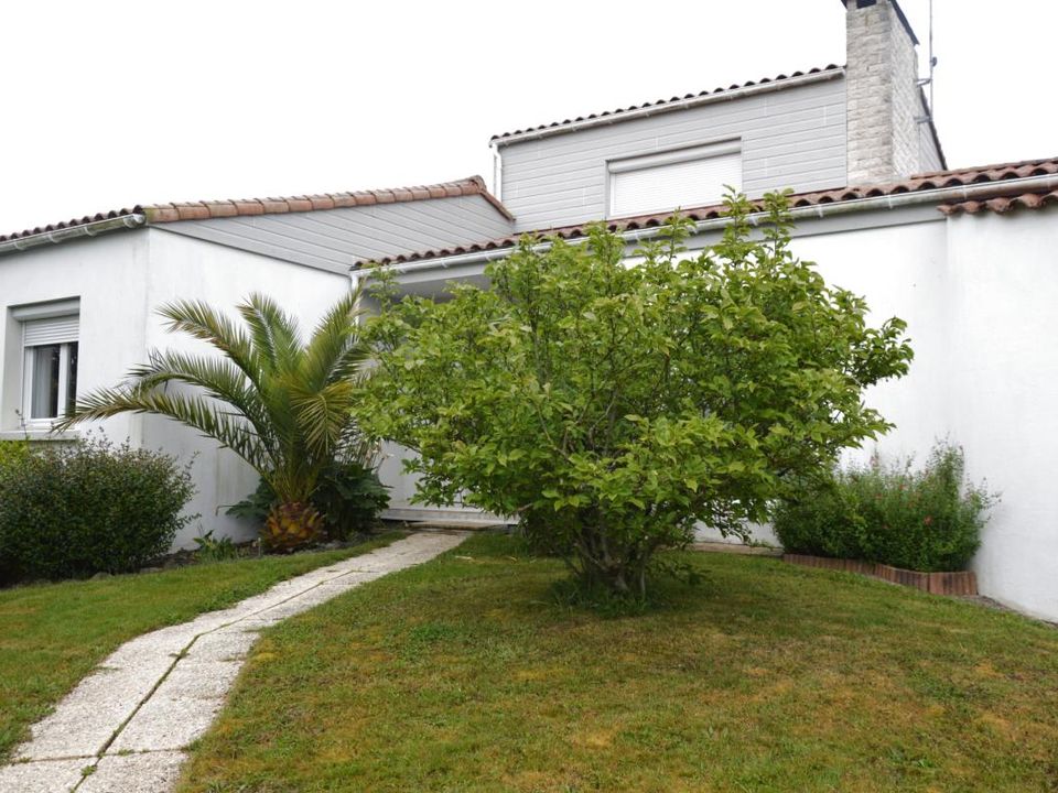 Landsbyhus i Sainte-Flaive-des-Loups, Vendee - foto 1