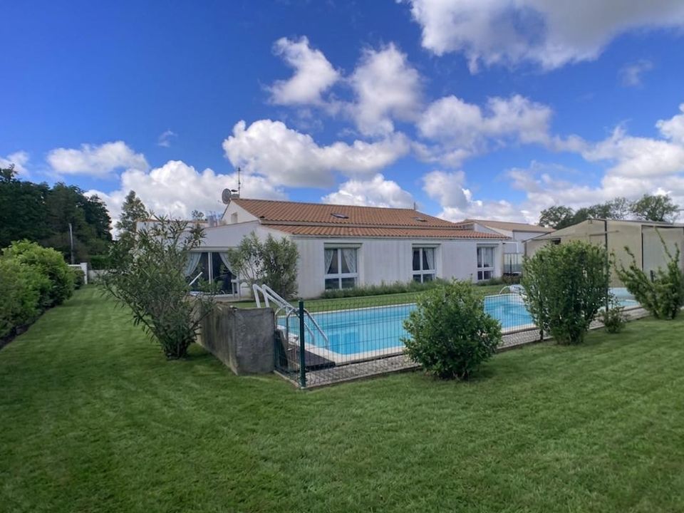 Herregård i Saint-Maixent-sur-Vie, Vendee - bilde 1