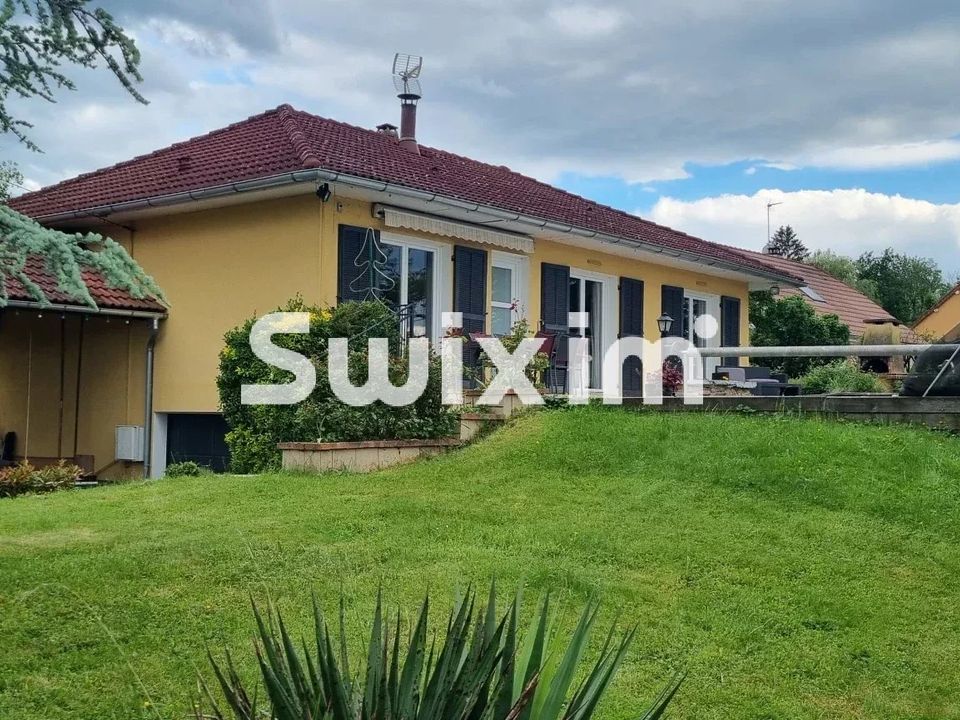 Villa i Lons-le-Saunier, Jura - foto 1