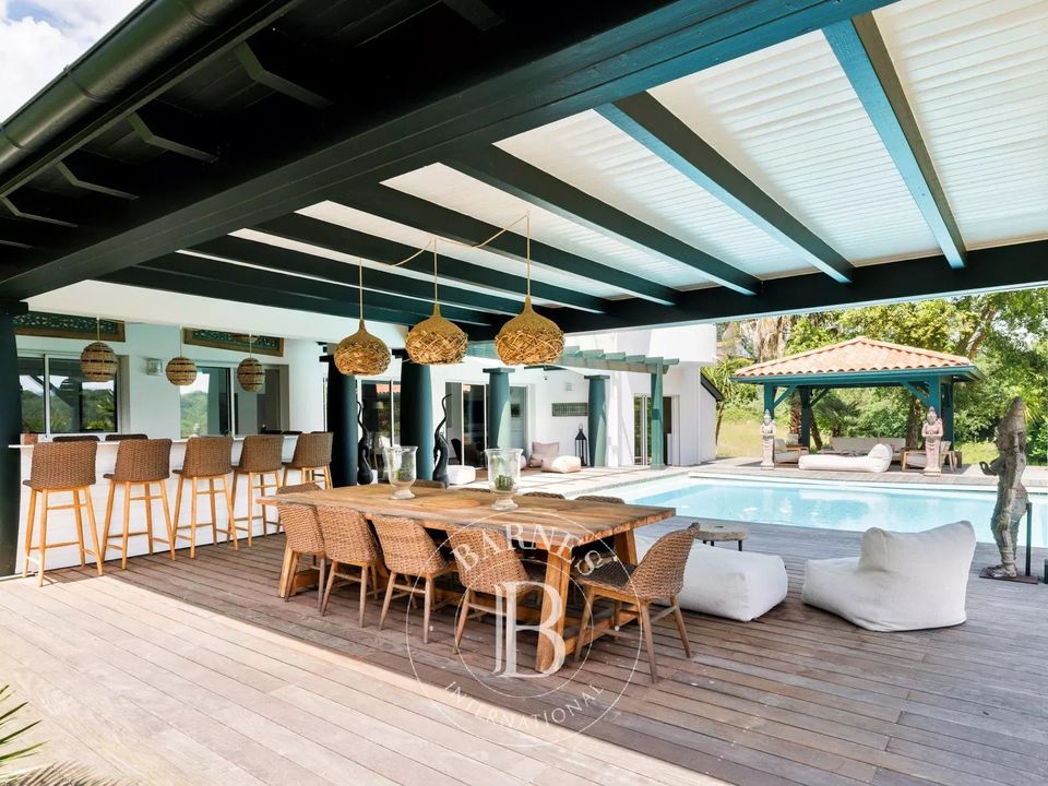 Villa i Saint-Jean-de-Luz, Pyrenees-Atlantiques - foto 1