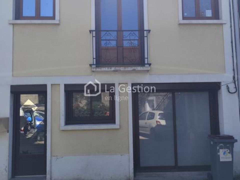 Villa em Corbeil-Essonnes, Essonne - foto 1
