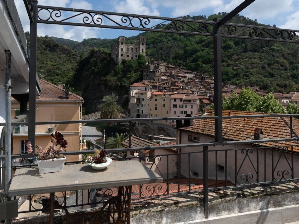 Apartamento en Dolceacqua, Imperia - foto 1