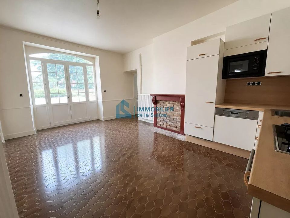 Villa i Arc-et-Senans, Doubs - foto 1