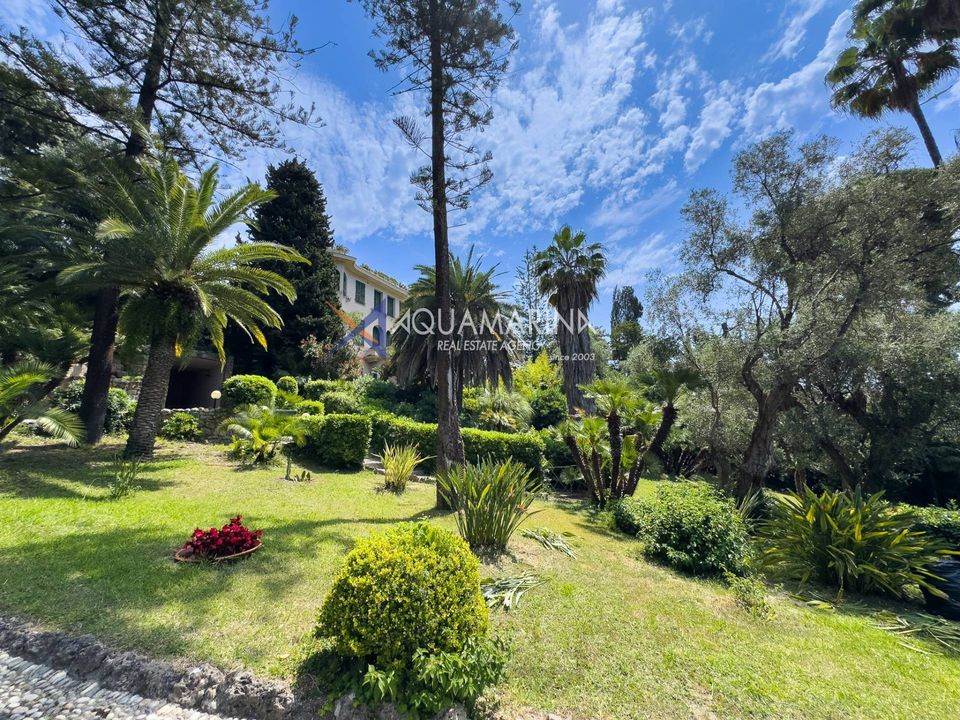 Lejlighed i Bordighera, Imperia - foto 1