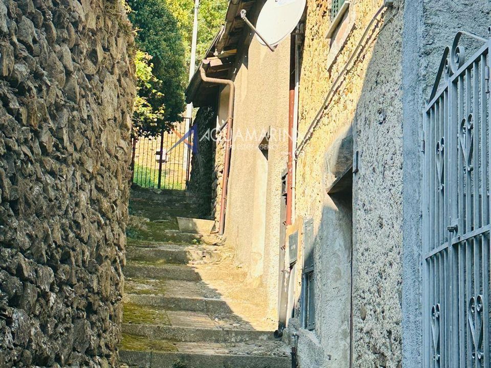Lejlighed i Isolabona, Imperia - foto 1