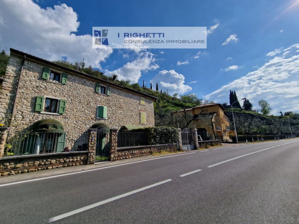 Dom szeregowy: Torri del Benaco, Verona – zdjęcie 2