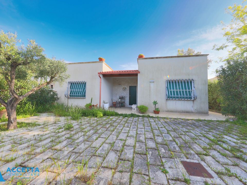 Villa in Taranto, Taranto - foto 1