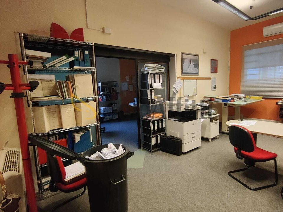Commercial property in Sesto Fiorentino, Florence - photo 4