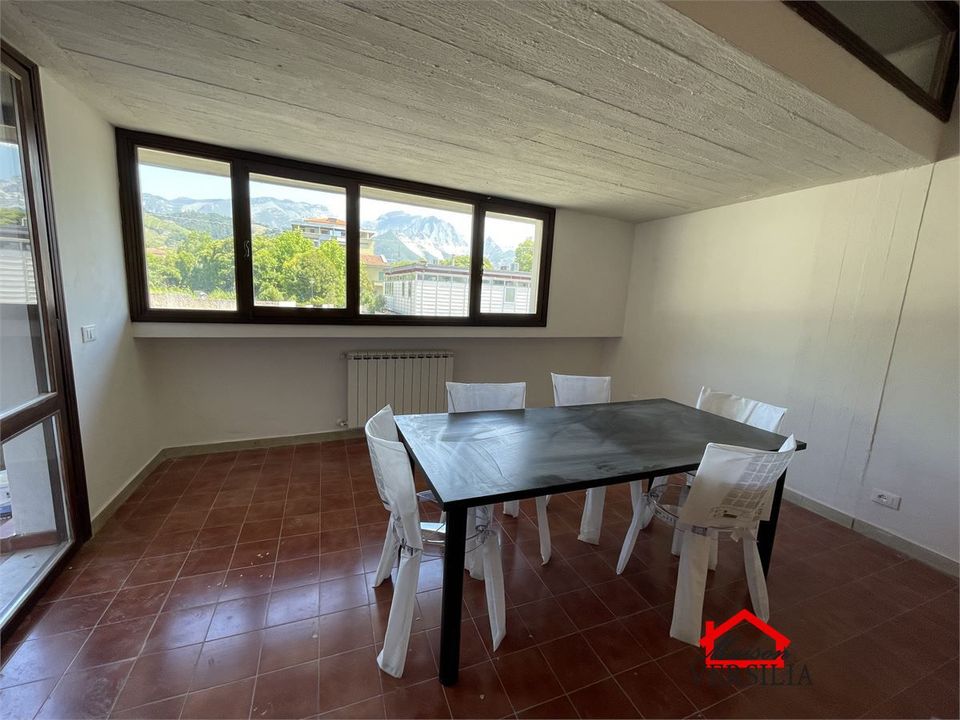 Lejlighed i Carrara, Massa and Carrara - foto 5