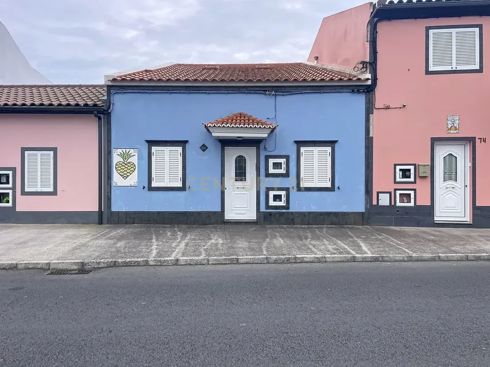 Villa i Ponta Delgada, Sao Miguel - foto 1