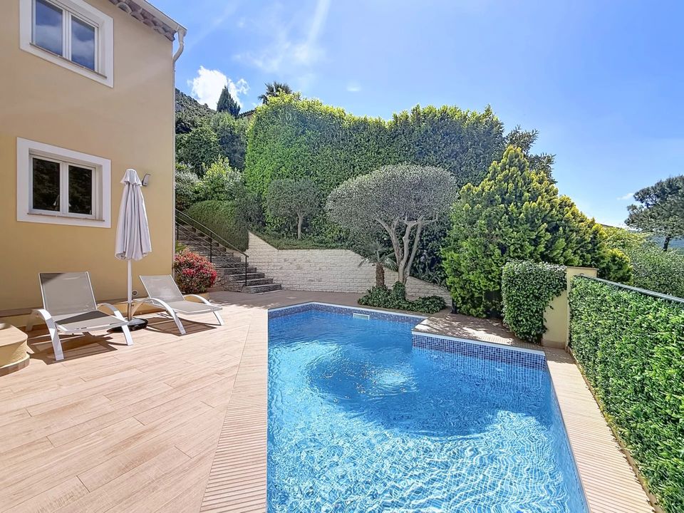 Villa i Tourrette-Levens, Alpes-Maritimes - foto 1