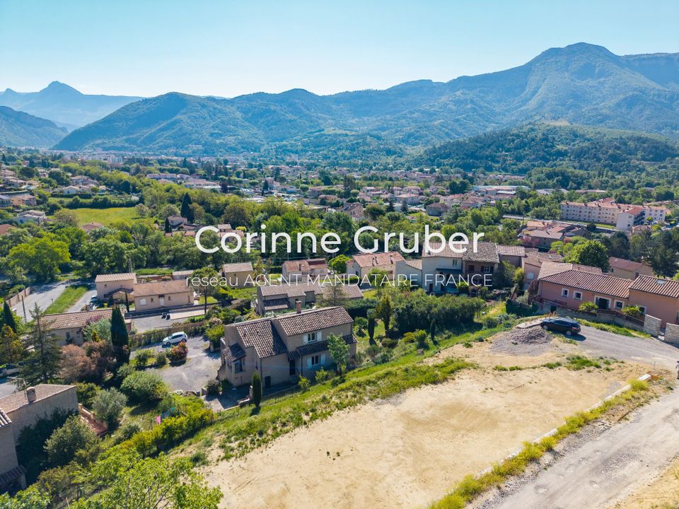 Helårsgrund i Digne-les-Bains, Alpes-de-Haute-Provence - foto 1