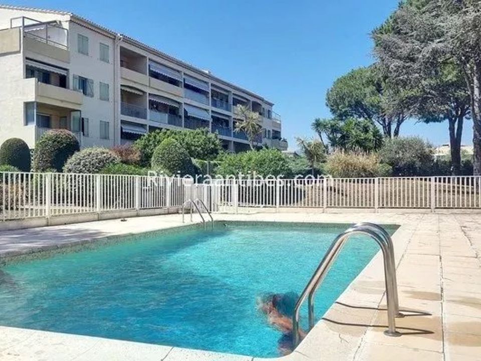 Lejlighed i Antibes, Alpes-Maritimes - foto 1