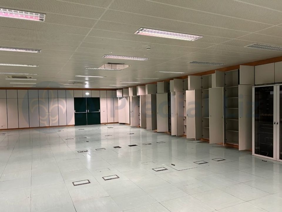 Erhvervsejendom i Carnaxide, Lisbon - foto 4
