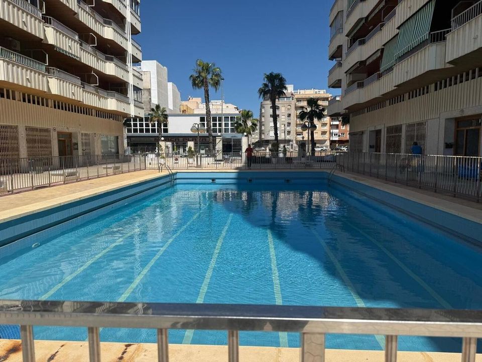 Lejlighed i Torrevieja, Alicante - foto 1