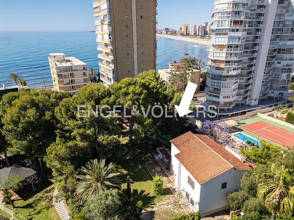 Byhus i Playa De Muchavista, Alicante - foto 1