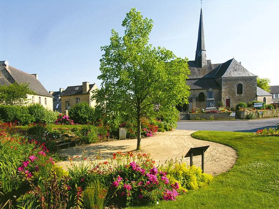 Tomt i Saint-Juvat, Cotes-d'Armor - bilde 1