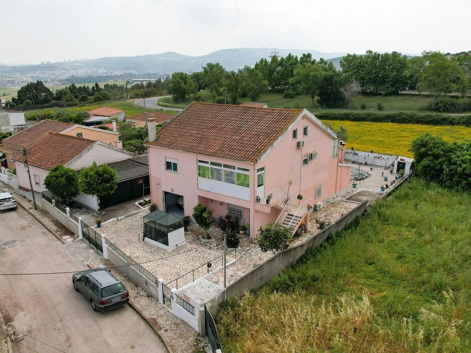 Villa i Santo Antao do Tojal, Lisbon - foto 1
