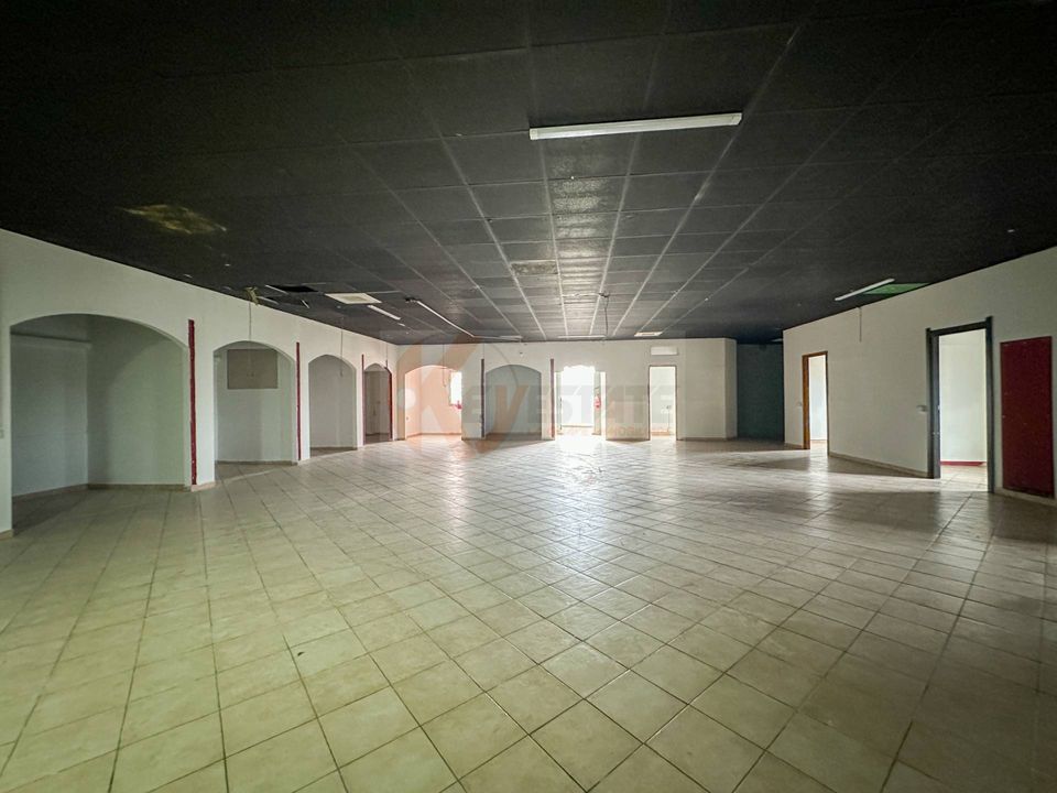Erhvervsejendom i Sassari, Sassari - foto 3