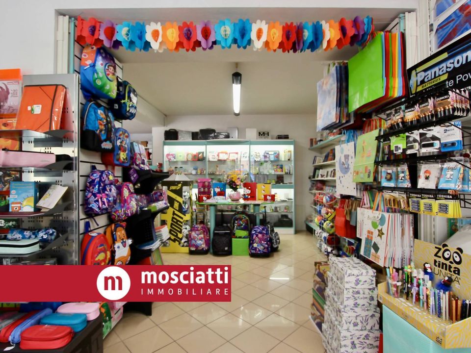 Erhvervsejendom i Matelica, Macerata - foto 2