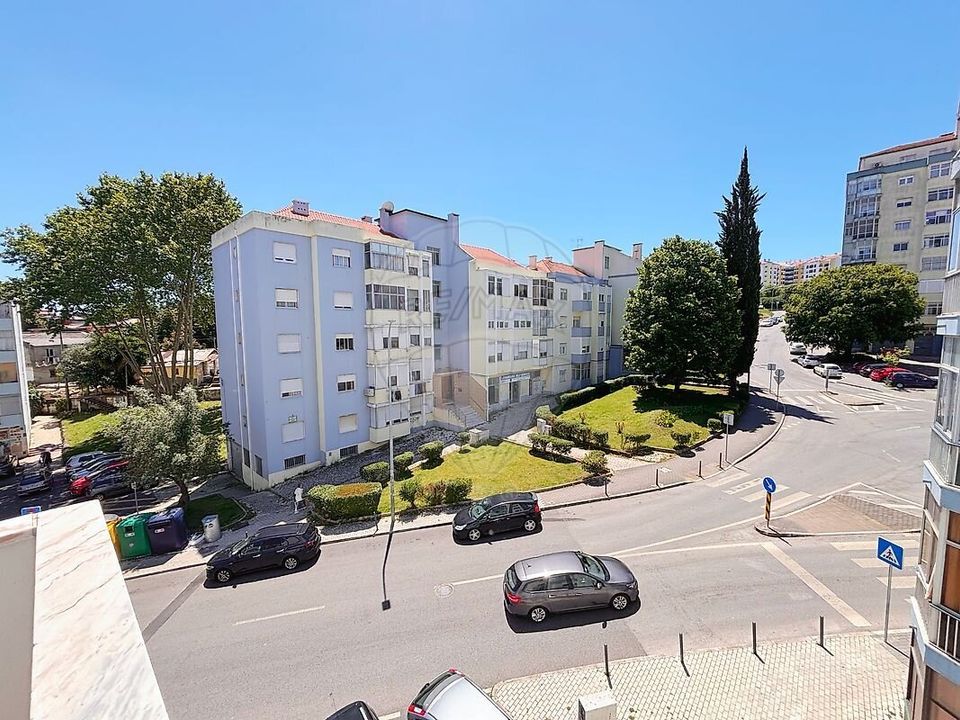 Lejlighed i Amadora, Lisbon - foto 1