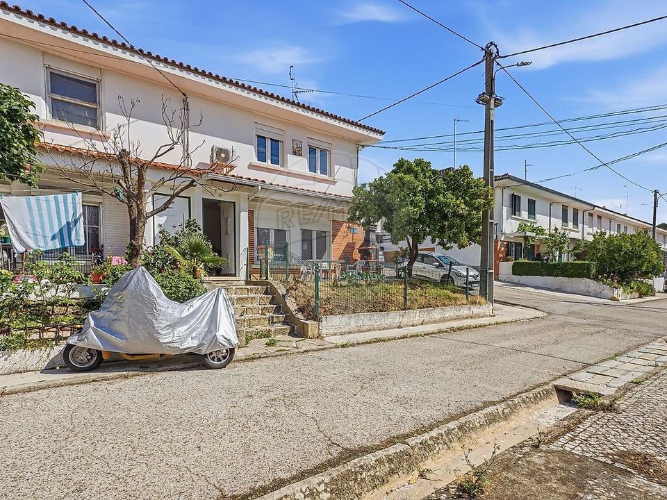 Villa - Abrantes, Santarem - photo 3