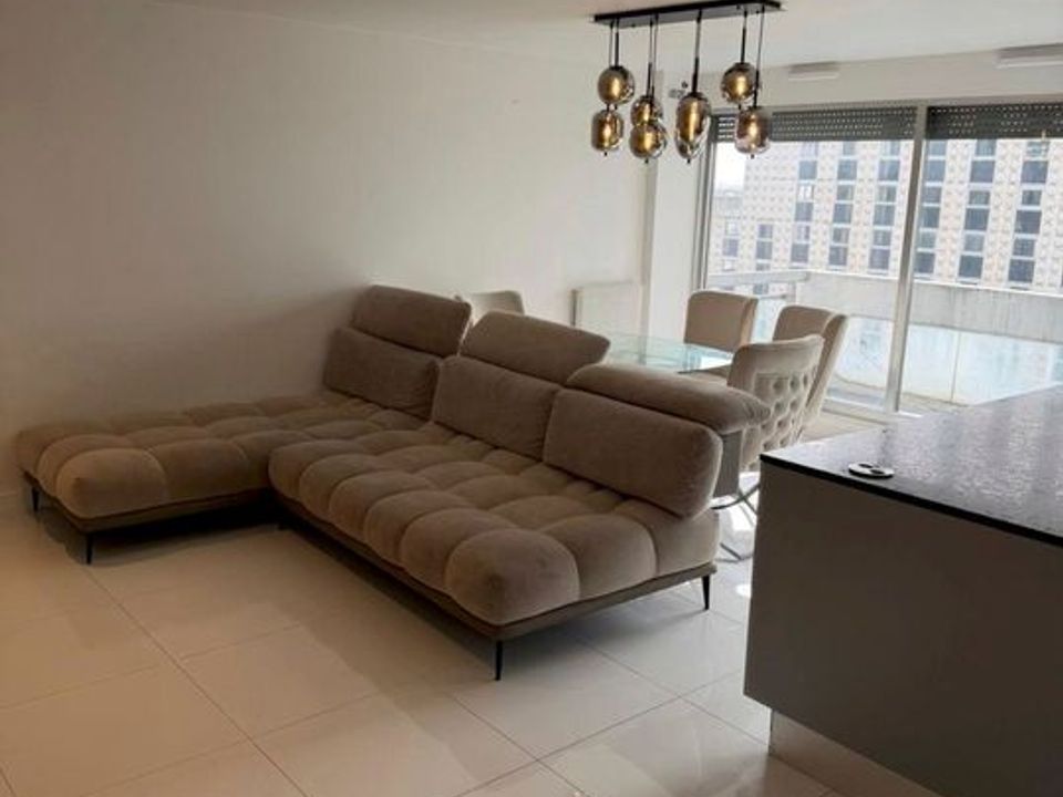 Lejlighed i Courbevoie, Hauts-de-Seine - foto 1